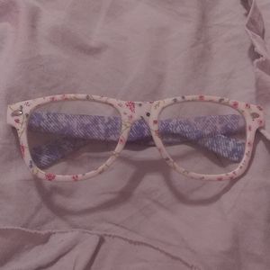 Girls small fake glasses